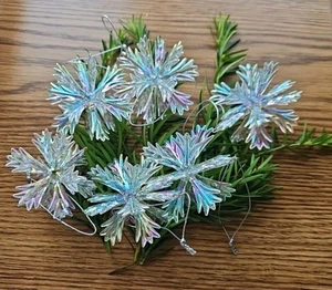 Crystal Iridescent 3D Christmas Tree Ornaments Snowflakes Shaped Set Of 6 Retro - Picture 1 of 6
