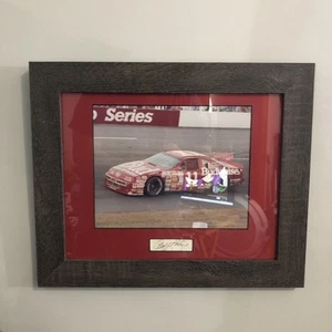 GEOFF BODINE - Gerahmtes geschnittenes Auto mit Autofoto - Sport Impressionen Echtheitszertifikat - Bild 1 von 5