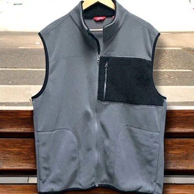 IZOD Mens Fleece Vest Gray Black Full Zip Sleeveless Pockets Outdoor - Image 1 of 4