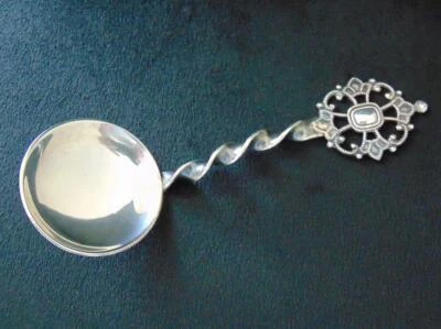 Cuchara de caramelo de plata Noruega T.K. Mango trenzado 40G plateado ornamentado Foto 1 de 4