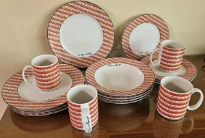 Andy Warhol Campbell’s Block 100 Dosen Suppenschalen Tassen Speise- & Salatteller 16 Stück - Bild 1 von 8