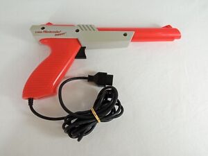 Nintendo NES Zapper/Controller/1985/NES-005