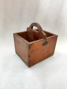 Alter Holz Behälter Schatulle Stiftekasten Handarbeit Schreibwaren Halter 2 Fächer - Bild 1 von 1