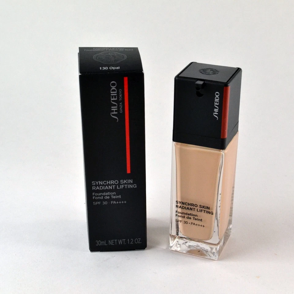 Base Lifting Shiseido Synchro Skin Radiant SPF30 ÓPALO 130 - 1,2 OZ. / 30ml Foto 1 de 1