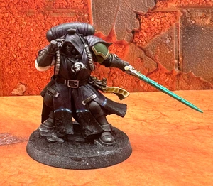 LIBRARIAN IN PHOBOS ARMOUR WELL-PAINTED Space Marines 40K - Picture 1 of 5