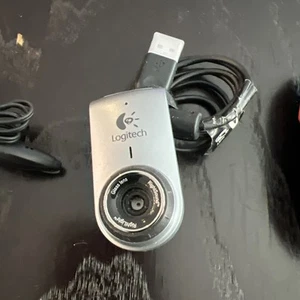 Logitech QuickCam Deluxe Notebook Laptop Silver WebCam Model V-UBV49 - Bild 1 von 3