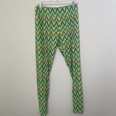 Leggings para mujer LuLaRoe altos y curvilíneos verdes Chevron a rayas Foto 1 de 4
