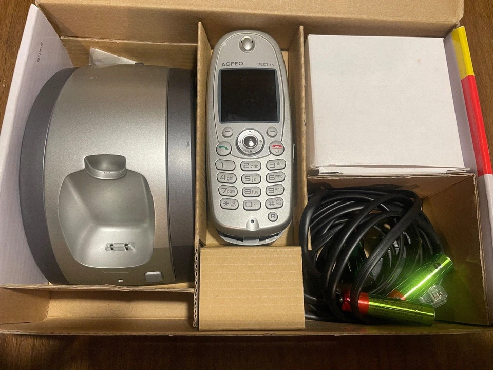 AGFEO DECT 15 Mobilteil mit Ladeschale bzw Basis Station  schnürlos telefonieren - Bild 1 von 4