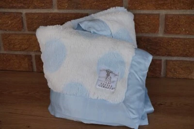 Manta BEBÉ PEQUEÑA JIRAFA Azul BLANCO Gran Círculo Punto Satinado Borde Suave Peludo Foto 1 de 4