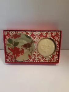 Simple Pleasures Box Seifenstück & Seifenschale Geschenkset Vanille Cranberry - Bild 1 von 8