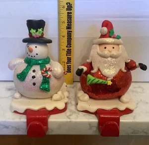 "Colgantes de colección Whimsy SANTA & SNOWMAN de hierro fundido pesado y resina Navidad 5" - Imagen 1 de 6