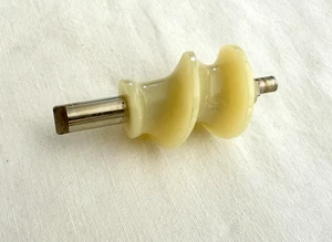 VTG Oster Kitchen Center Feed Screw Meat Grinder Replacement Part Model 980-16 - Picture 1 of 4