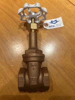 Milwaukee Valve UP148 - 1-1/4" Lead-Free Gate Valve - Image 1 of 4
