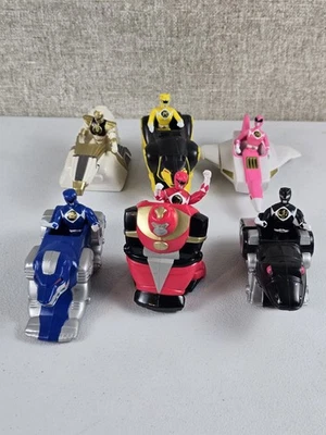 Figuras de ação vintage 1995 Saban Power Rangers com veículos TCFFC lote de 6 RARAS - Imagem 1 de 4