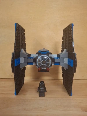 LEGO Star Wars 2005 - TIE Fighter (7263) - All Pieces and Fighter Pilot - Image 1 of 4