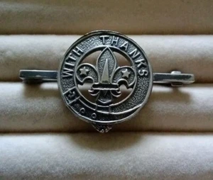 VINTAGE STERLING SILVER WITH THANKS SCOUT BADGE BROOCH PIN - Picture 1 of 5