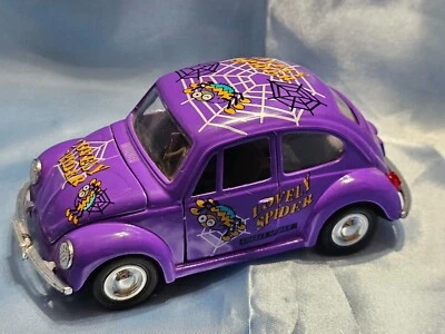 VINTAGE PURPLE LOVELY SPIDER DIECAST VW VOLKSWAGEN BEETLE PULL BACK CAR 5.25" - Image 1 of 4