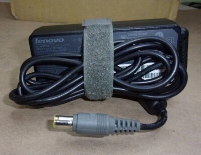 Adaptador de CA para portátil Lenovo 36200291 ADLX65NLT2A 65W 20V 3,25A PIN EN EL MEDIO  Foto 1 de 4