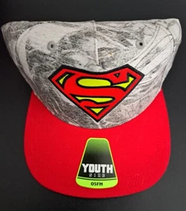 DC COMICS SUPERMAN LOGO YOUTH ADJUSTABLE SNAPBACK CAP HAT - Picture 1 of 2