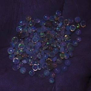 Natural Ethiopian Welo Opal Cabochon Loose Gemstone 4 mm Round Multi fire - Picture 1 of 8