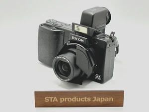 Ricoh GX200 12.1 MP 3x 24-72mm Zoom VF-1 Vintage Compact Digital Camera - Black - Picture 1 of 19