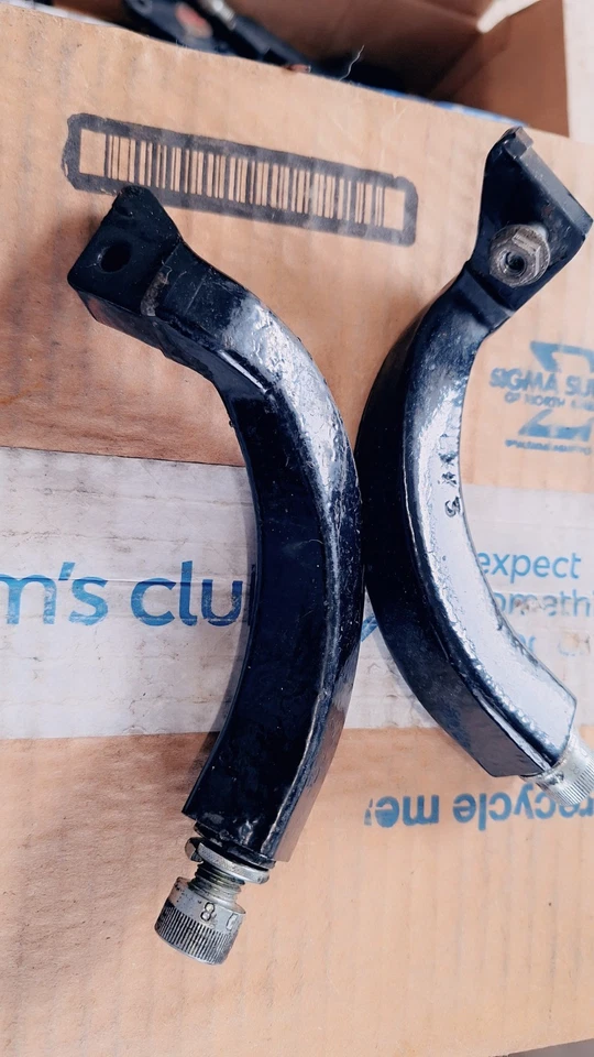 Soportes de montaje de tablero de piso Harley Davidson OEM Foto 1 de 1