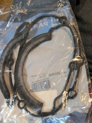 NEW GM OEM AURA ENGINE TRANSAXLE ENGINE PARTS- OIL PAN GASKET GMC 12602848 - Image 1 of 2