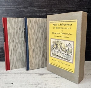 Alice in Wonderland Boxed Set 2 Vol Centennial HC 1965 Through the Looking Glass - Bild 1 von 8
