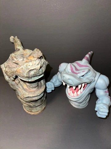 Rare Mattel Street Sharks Streex Production Metal Mold! Bonus Puppet included Cover