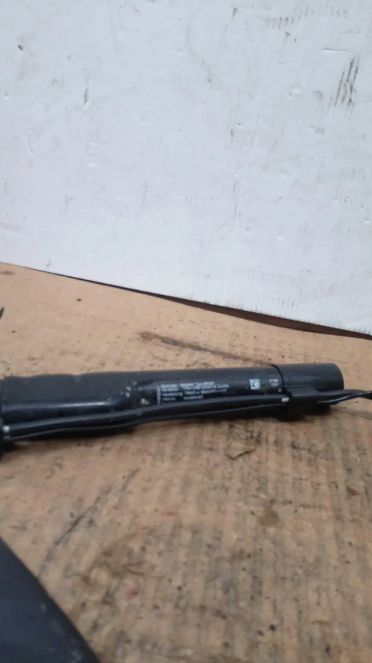 2015 BMW 428i OEM Used Blue Seat Belt 72117261946 78K Miles 2DR - Image 1 of 3