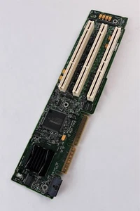 Compaq 011686-001 Riser Card - Picture 1 of 3