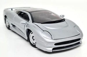 Maisto 1/24 - Jaguar XJ220 Silver 90s Supercar Diecast Scale Model Car - Picture 1 of 6