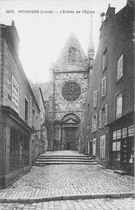 CPA 45 PITHIVIERS L'ENTREE DE L'EGLISE - Picture 1 of 1