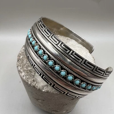 Amazing Vintage Wide Sterling Silver 925 Bangle with turquoise stones. Navajo?   - Image 1 of 4
