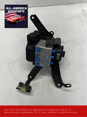 Bomba ABS usada para 00-05 Toyota MR2 Spyder - Imagem 1 de 4