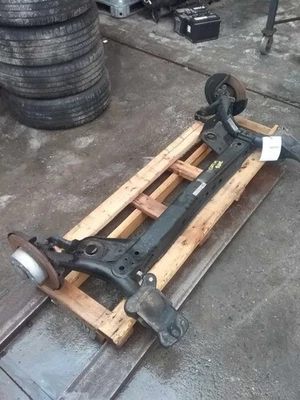 (LOCAL PICKUP ONLY) Loaded Beam Axle Fits 19-22 JETTA 2884453 Foto 1 de 4