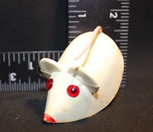 Vintage West Germany - White Mechanical Mouse (not working) - iHi - # 995 - Picture 1 of 4