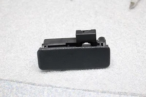 Nissan Versa & Note OEM Glove Box Latch Lock Handle Lever 2012-2019 Black Ebony - Picture 1 of 5