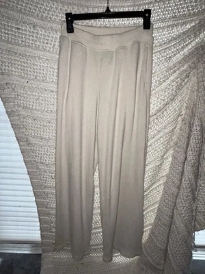 White Hollister Ribbed Sleep/Cozy Lounge Pants Size Small - Image 1 of 4