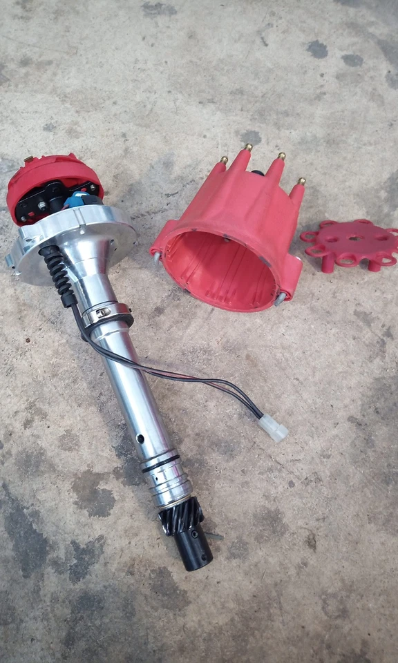 PerTronix D300811 Flame-Thrower Distributor, SBC/BBC,  MSD indexable rotor - Image 1 of 1