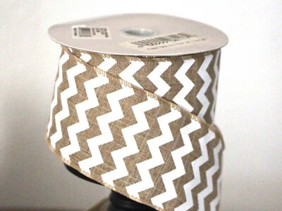 Rollo de cinta Chevron, lona beige pequeñas rayas en zigzag, borde con cable de 2,5” x 8 yardas Foto 1 de 2