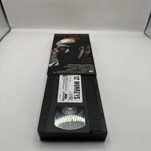 12 Monkeys VHS Tape Movie Bruce Willis 1995 - Picture 1 of 5
