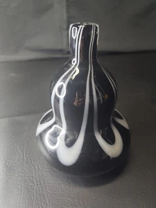 Vintage Murano Glass Black and White Swirl Pattern Gourd Vase, Great Condition - Picture 1 of 9