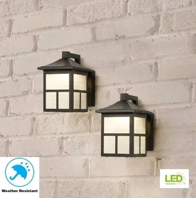 Lanternas pretas externas de parede LED para varanda Hampton Bay - Vidro fosco (pacote com 2) - Imagem 1 de 3