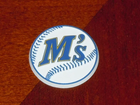 SEATTLE MARINERS Vintage Old MLB RUBBER Baseball FRIDGE MAGNET Standings Board Cover