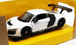 Rastar 1/24 Scale Diecast Model Car 56100 - Audi R8 LMS - White - Picture 1 of 5