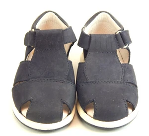 DE OSU -FARO -Spain -Baby Boys Girls Navy Blue Leather Sandals -European -Sz 4.5 - Picture 1 of 5