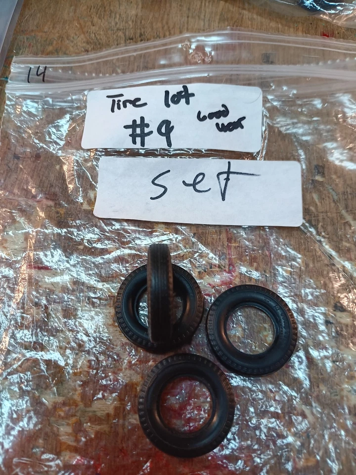 rodas e pneus de carro modelo lote 9 - Imagem 1 de 1