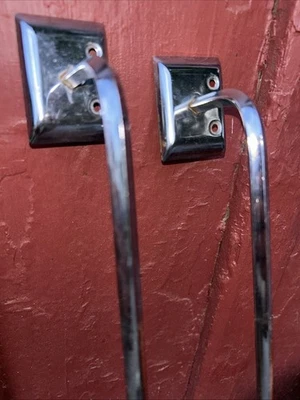 PAIR Vintage 24" Chrome Plated METAL Towel Bar SQUARE Rod Stepped Brackets MCM - Image 1 of 3
