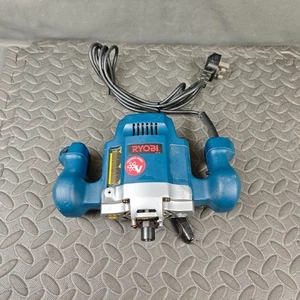 Ryobi Router a Tuffo Elettroutensile Elettrico con Filo RE-155 800W Blu - Foto 1 di 6